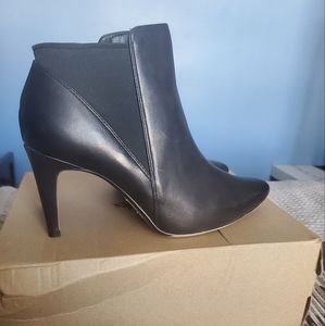 Clarks Laina Violet Women's Ankle Boots Black Leather Shoes Size 10